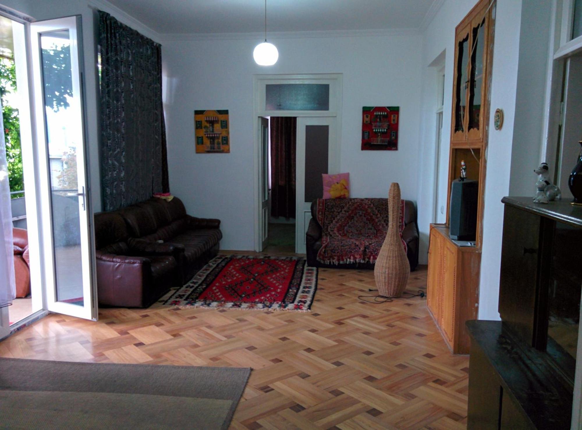 Guesthouse Natali 텔라비 외부 사진