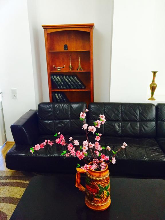 Guesthouse Natali 텔라비 외부 사진